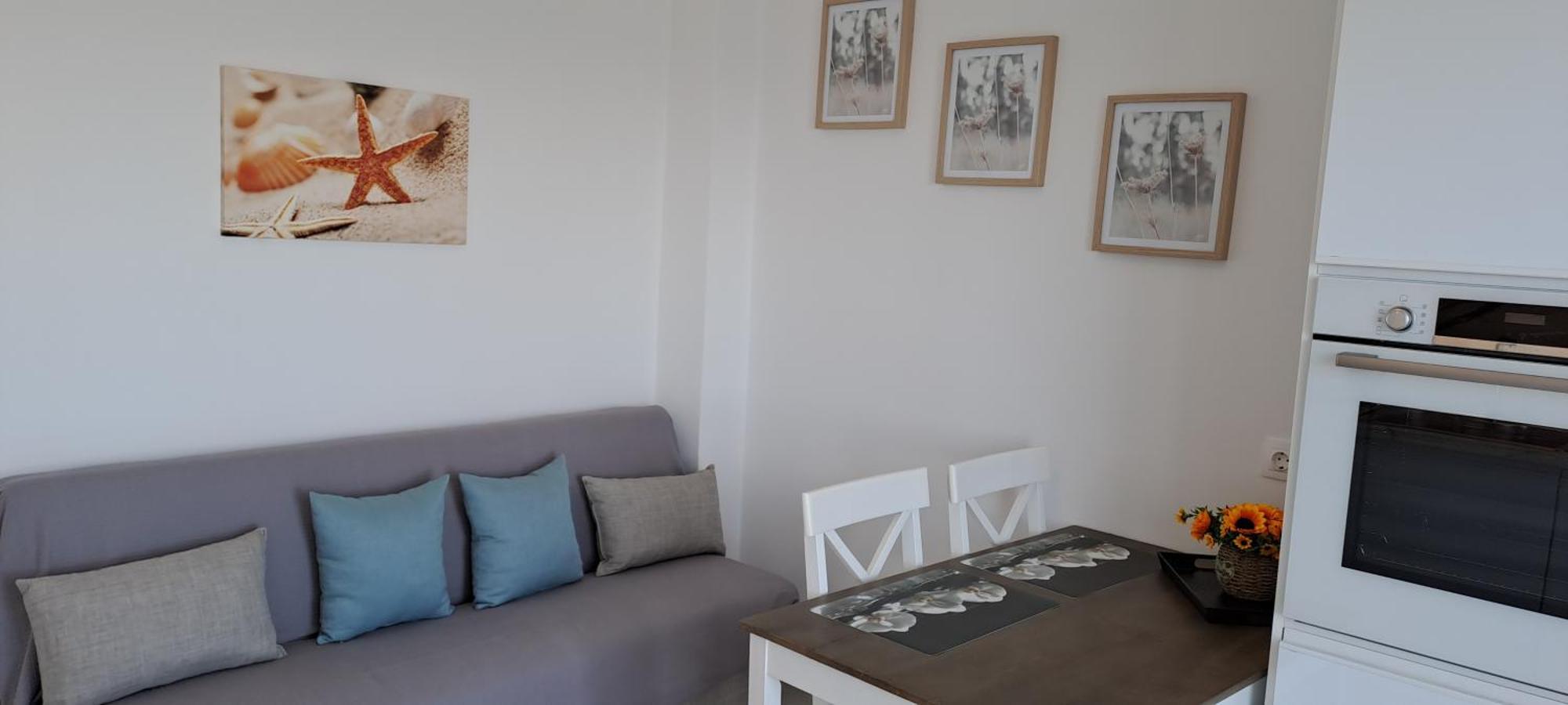 Dinas Inn Piso Livadi Exterior photo